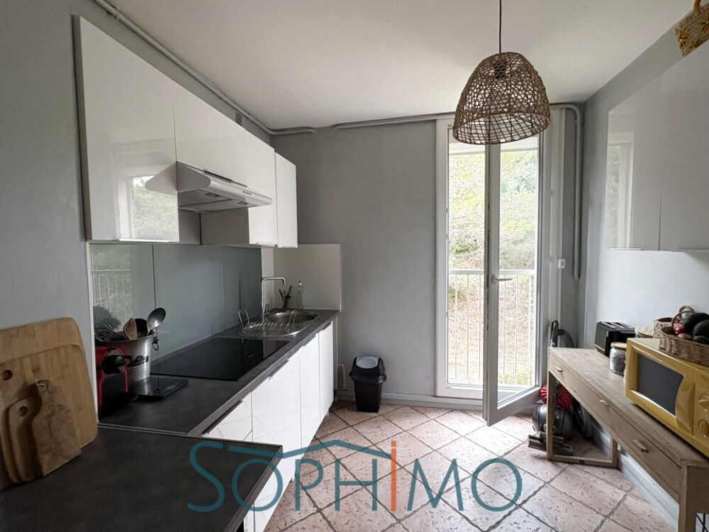 Vente Appartement Appartement T3 en parfait état, proche toutes commodités et centre ville Aix en provence