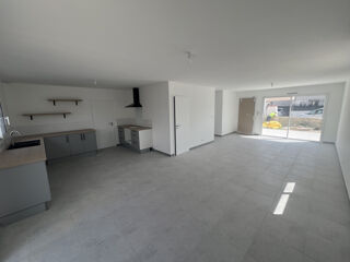  Maison à louer 5 pièces 117 m²