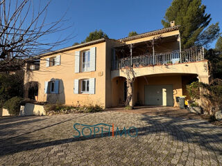  Maison � vendre 7 pi�ces 200 m�