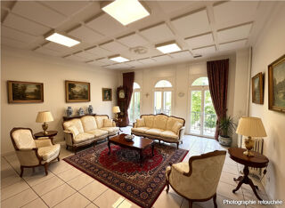  Maison à vendre 9 pièces 261 m²