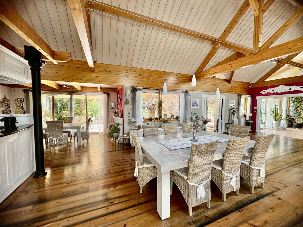 � vendre  Propri�t�/ch�teau Lanarvily (29260)