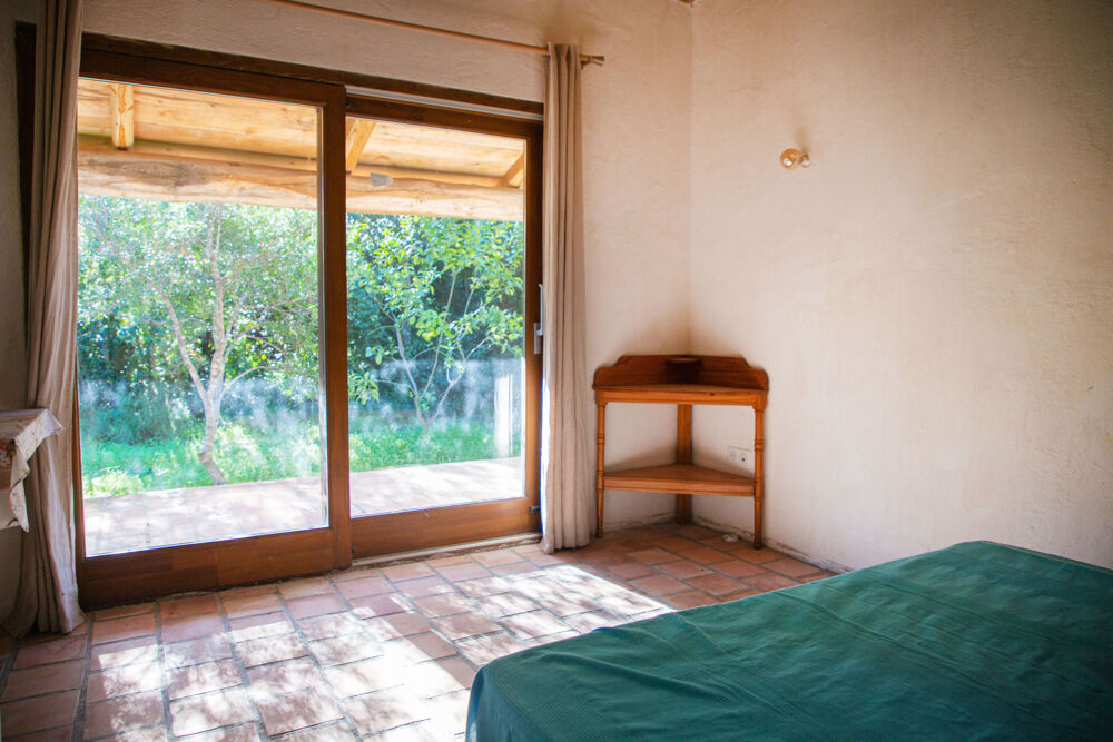 � vendre  Propri�t�/ch�teau Sari-Solenzara (20145)