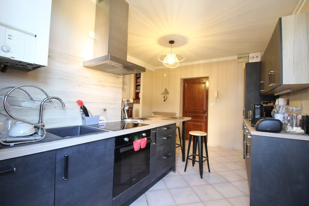 Vente Duplex/Triplex Duplex 6 pièces 120m2 avec balcon, cave et grenier St affrique