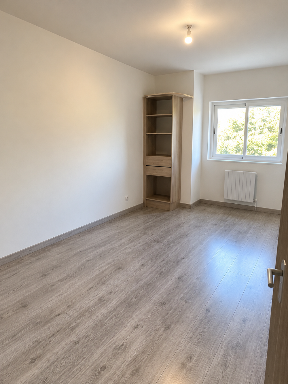 Location Appartement MONTROND LES BAINS APPARTEMENT T3 EN DUPLEX AVEC TERRASSE ET REZ DE JARDIN  A LOUER Montrond les bains