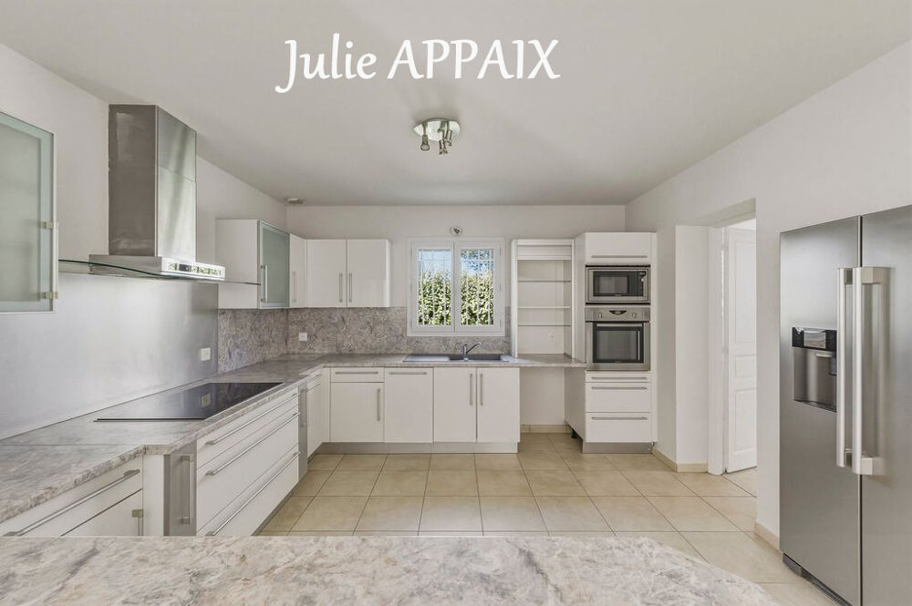 Vente Maison SUPERBE VILLA INDIVIDUELLE AVEC PISCINE ET GARAGE Saint-raphaël