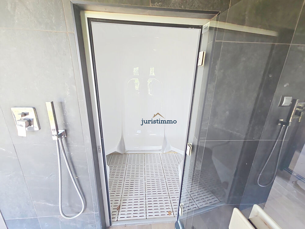 à vendre  Maison Uchaux (84100)
