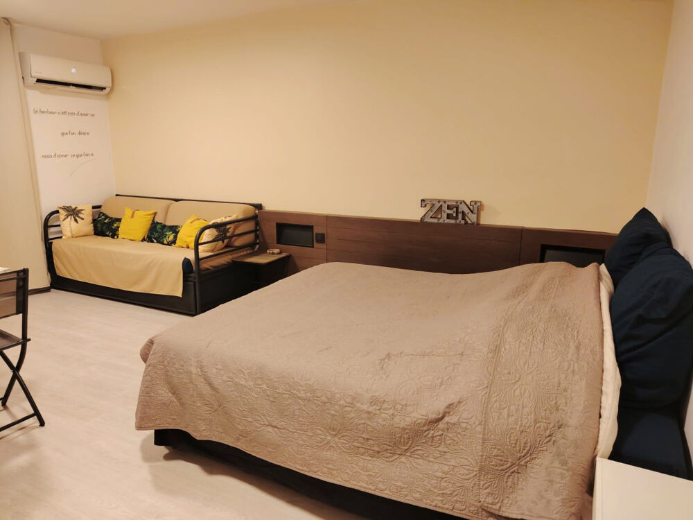Vente Appartement Studio beaux volumes emplacement privilégié meublé avec goût St francois