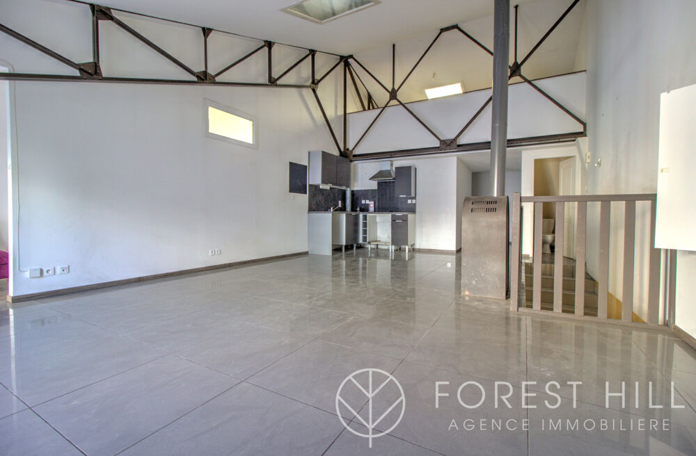 Appartement style loft centre ville