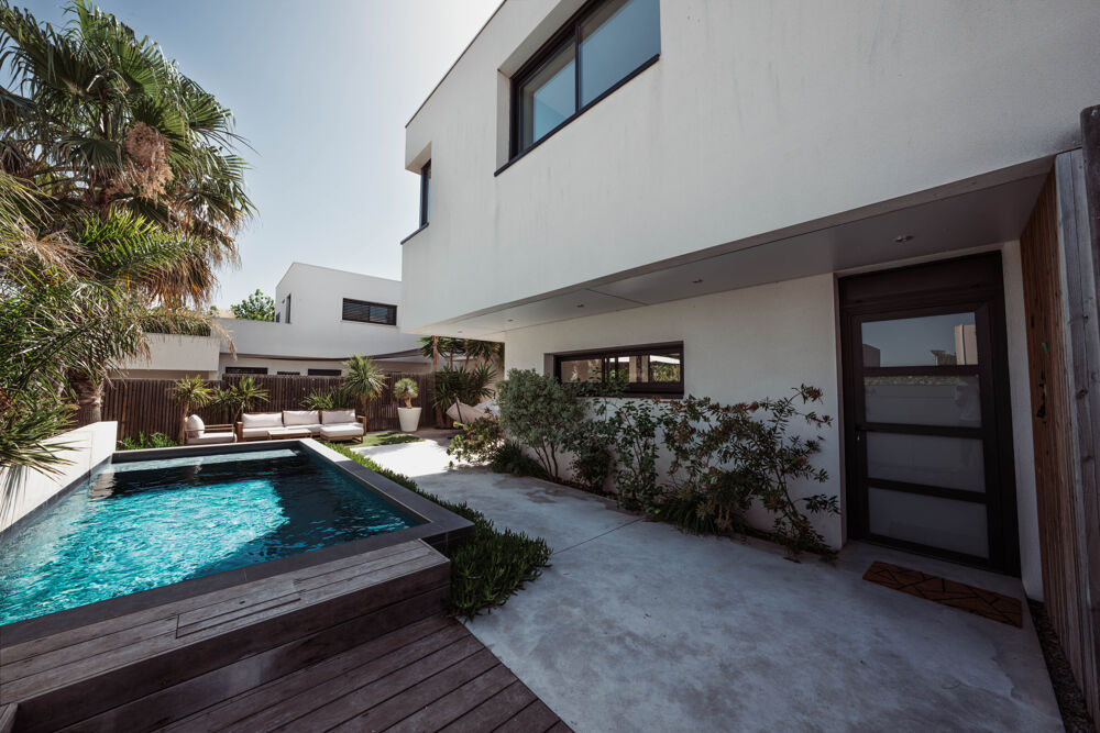 Villa de 130m2 avec piscine et garage