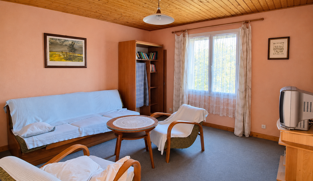 Vente Maison LA ROCHELLE   MAISON DE PLAIN-PIED À RÉNOVER AVEC JARDIN ET FORT POTENTIEL La rochelle