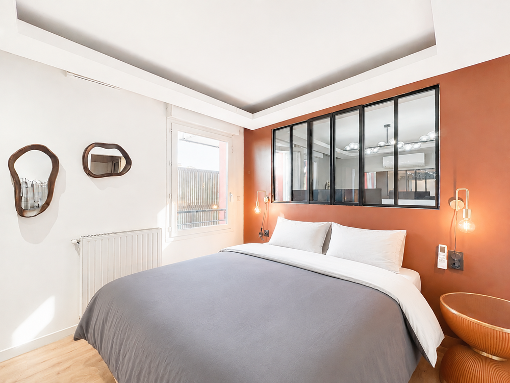 Location Appartement BRON   T2 37 m2 rénové avec balcon et climatisation   Garage possible Bron