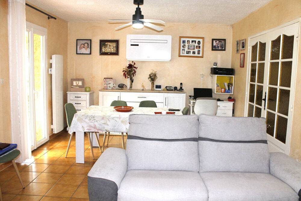Vente Remise/Grange Maison provençale de 84 m2 à Allauch dans un environnement résidentiel Allauch