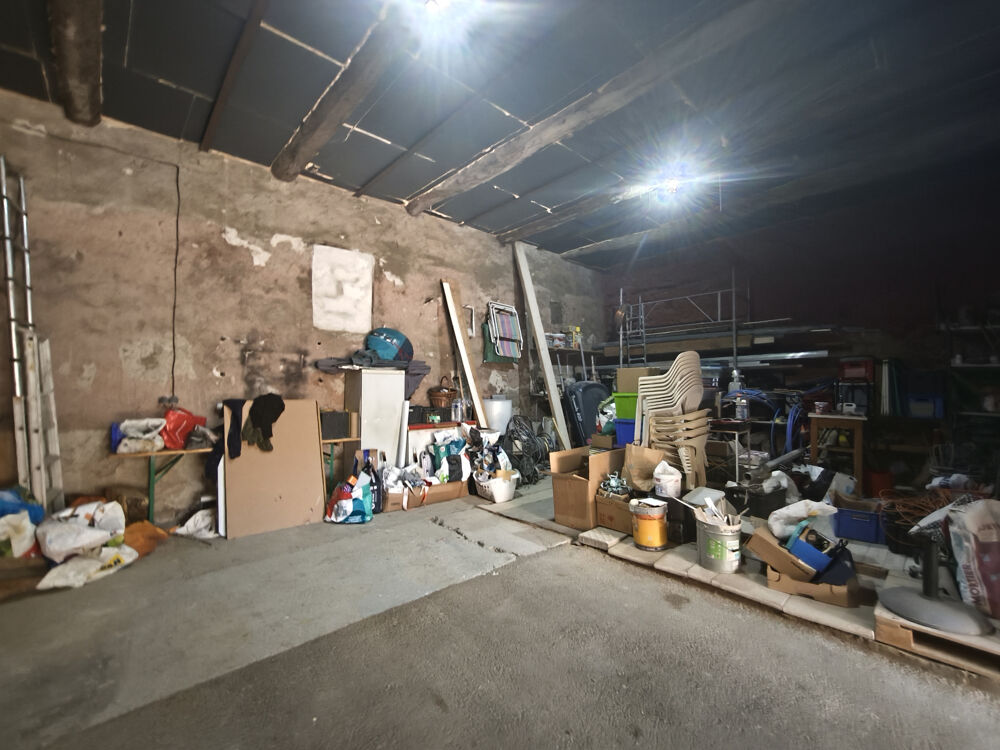 Vente Maison Maison vigneronne T6 de 200m2 avec terrasse et garage Adissan