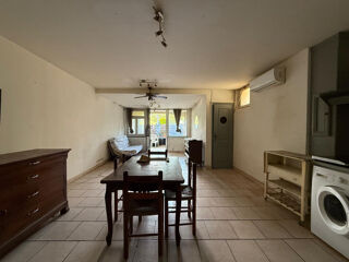  Immeuble  vendre 145 m