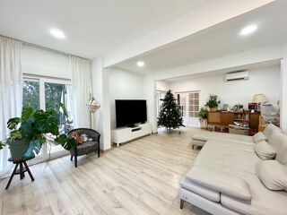  Maison � vendre 7 pi�ces 214 m�