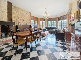  Maison � vendre 9 pi�ces 220 m�