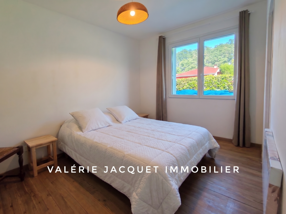 Vente Maison À Moulin-Neuf, maison rénovée en 2025 avec vie de plain-pied et grand terrain constructible Moulin neuf