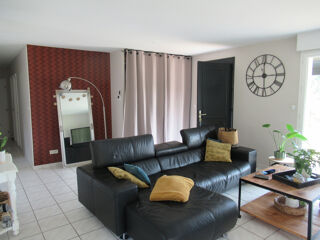  Maison  vendre 8 pices 200 m