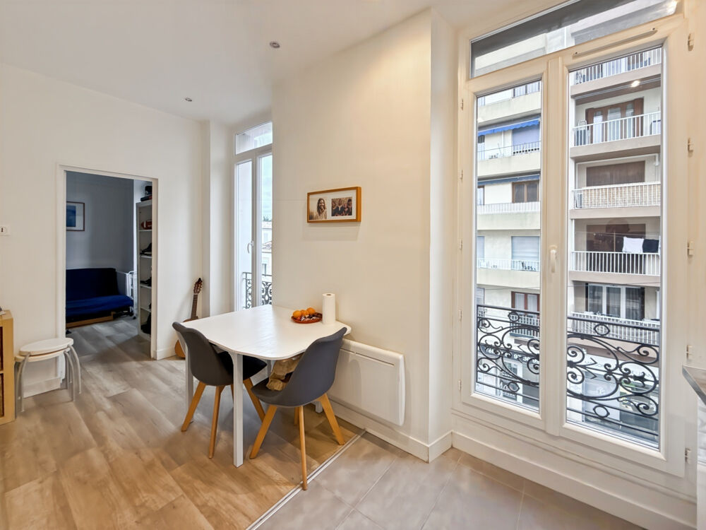 Vente Appartement T2 lumineux   Bon état   Proximité Hôpital Timone / Tramway Marseille 5
