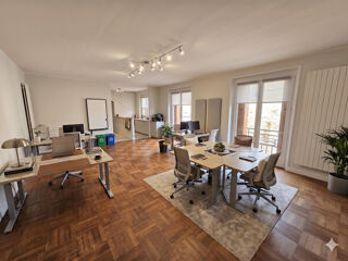 Immeuble à vendre 6 pièces 140 m² Milly la foret
