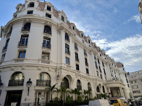   LOCATION PURE-NICE CARRÉ D'OR- LOCAL COMMERCIAL 90 M2 