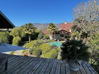  Maison � vendre 6 pi�ces 242 m�