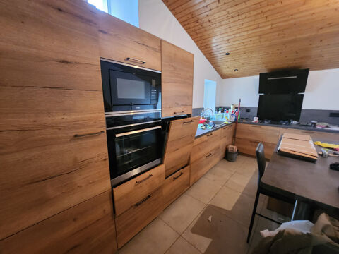   Maison en pierre � finir de r�nover Maison - 7 pi�ce(s) - 151 m�