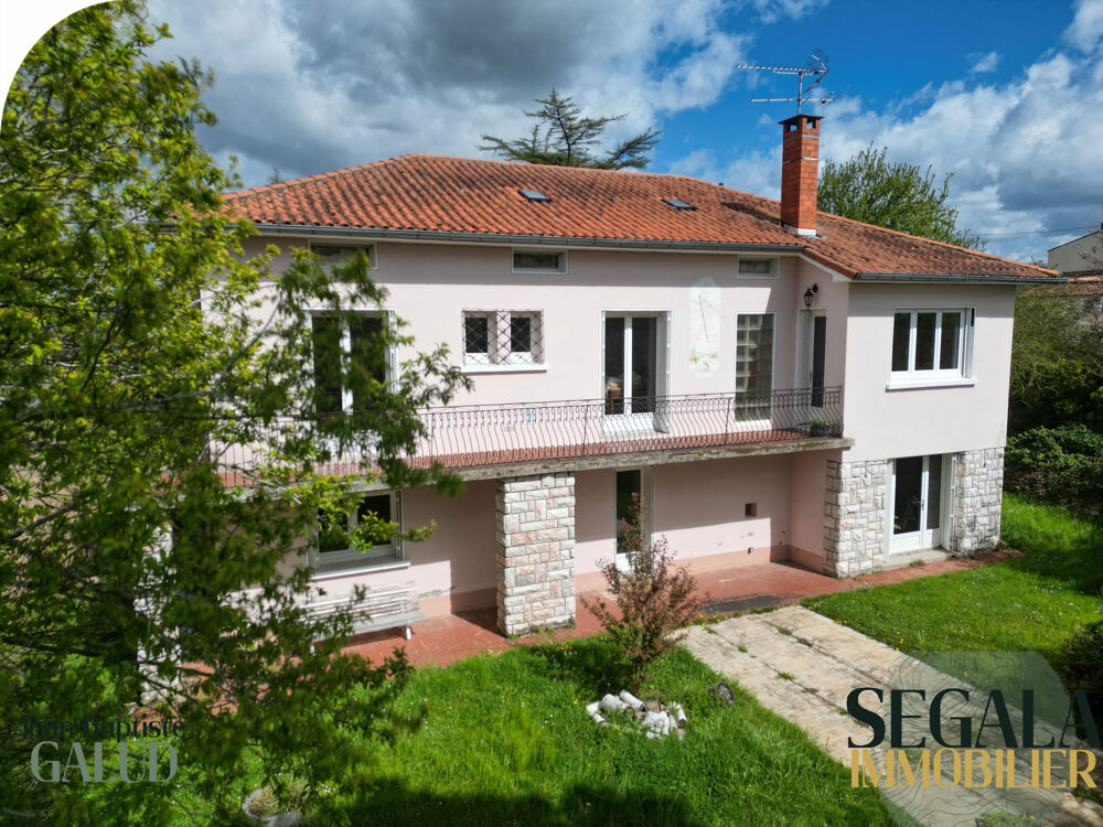 4 chambres de plain-pied, volumes généreux, terrain de plus d1 hectare