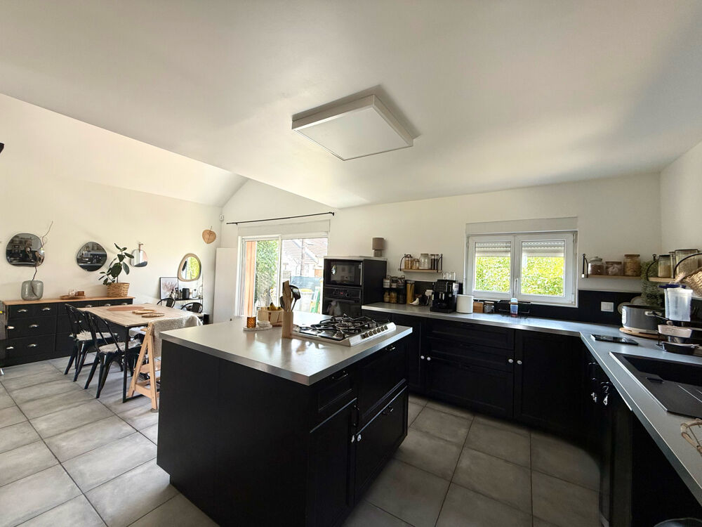 Vente Maison Charmante maison familiale avec piscine - 4 Chambres dont 2 RDC- Viels Maisons (02) La ferte sous jouarre