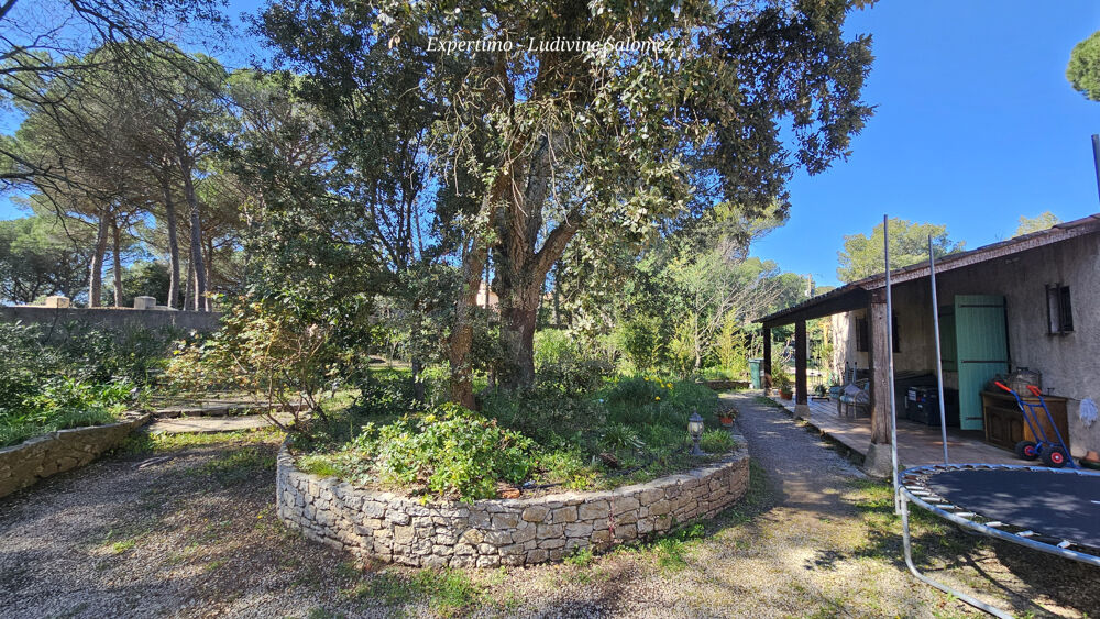  vendre  Proprit/chteau Roquebrune-sur-Argens (83520)