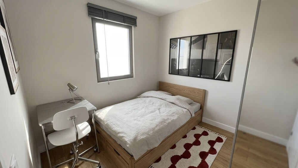 Lyon 8e T2 Plateau brut 23 m2 à rénover