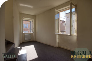 Appartement à louer 5 pièces 92 m²