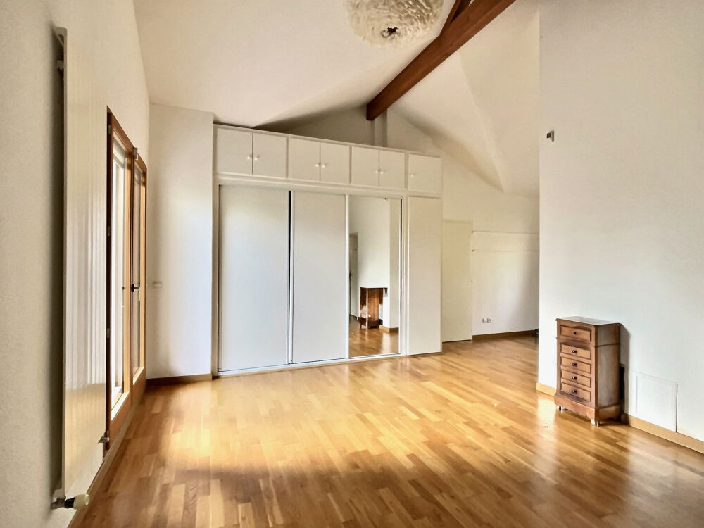  vendre  Maison Divonne-les-Bains (01220)