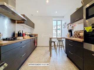  Appartement à vendre 6 pièces 131 m²