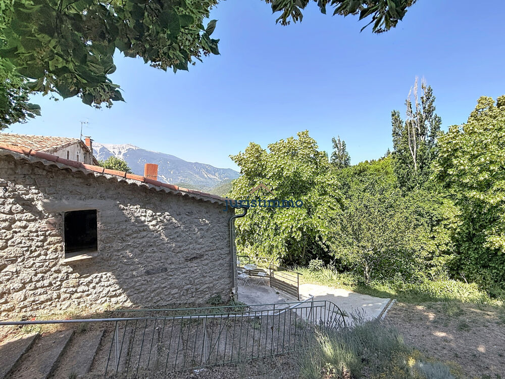 Vente Ferme Ancienne ferme en pierre avec dépendances, 2,3 hectares et vue panoramique sur le Mont Ventoux Plaisians