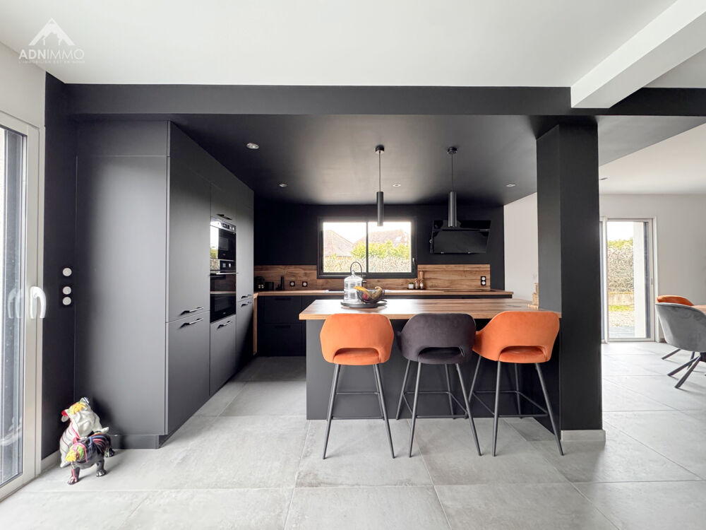 � vendre  Maison Saint-Jean-de-Gonville (01630)