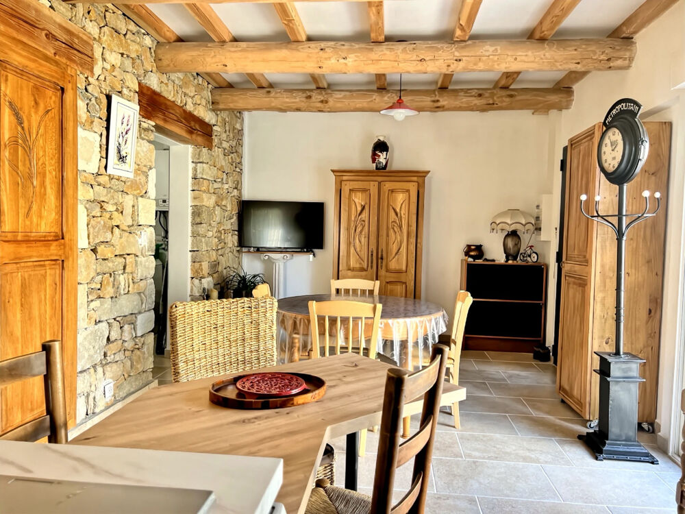 À vendre : Charmante et récente maison de plain-pied proche de Sainte Cécile les Vignes