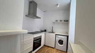  Appartement à louer 1 pièce 27 m²