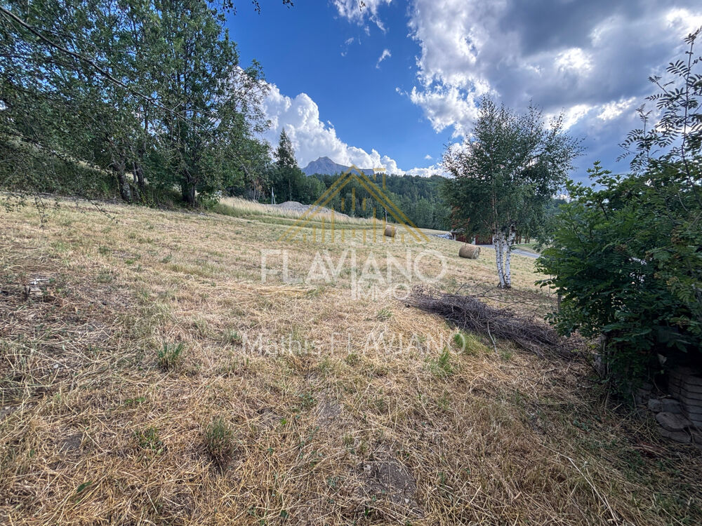 MAISON AVEC TERRAIN - PROCHE BARCELONNETTE