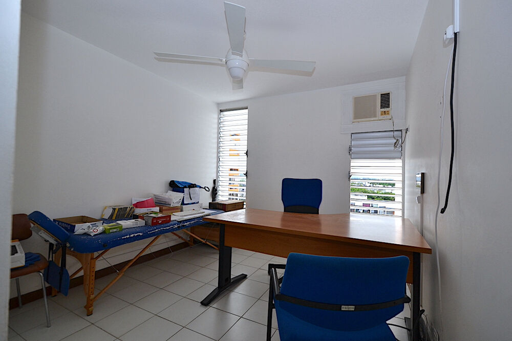 Vente Appartement Grand T4 centre ville dernier étage très belle vue Pointe a pitre