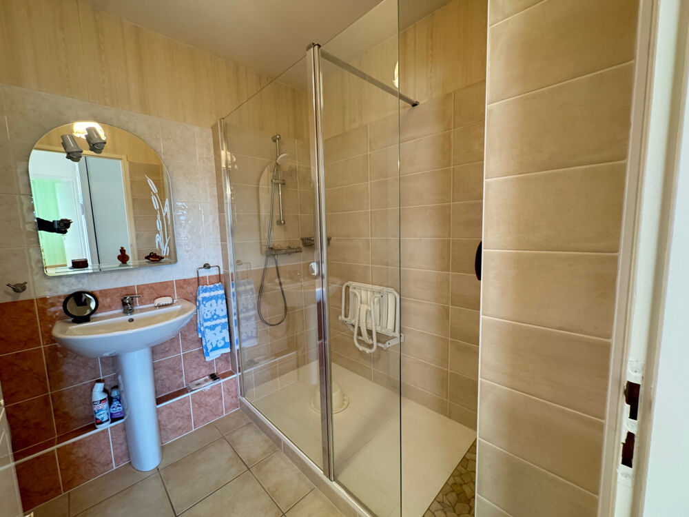 Vente Appartement Appartement T3 72 m2, résidence sécurisée avec balcon et garage. Andrezieux boutheon