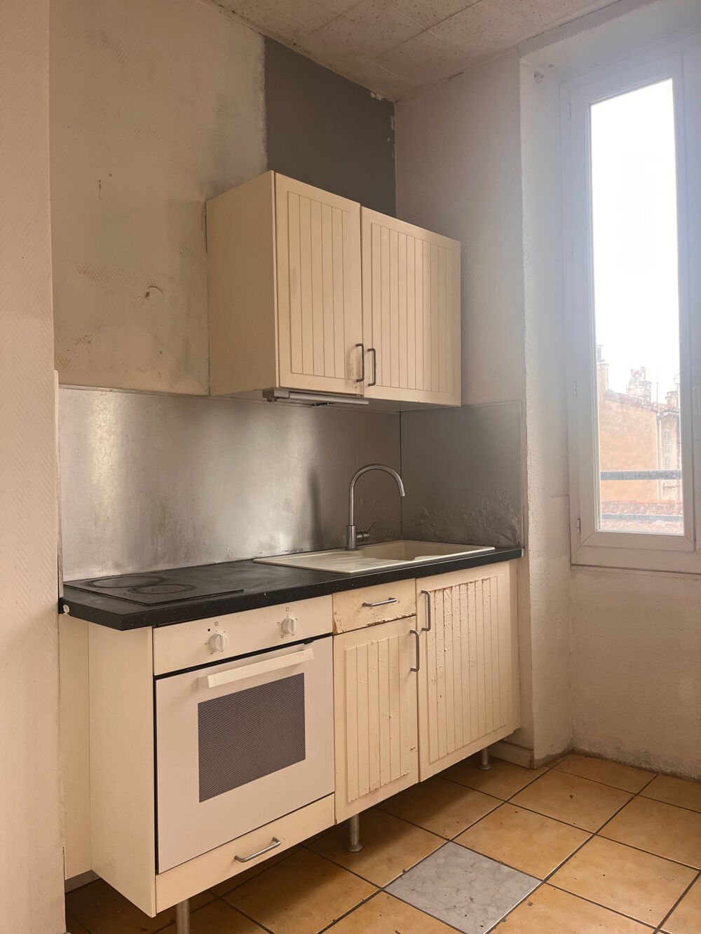 Vente Appartement TYPE 2 - 48m2 - BOULEVARD BLANCARDE 4ème - MARSEILLE Marseille 4