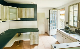  Immeuble � vendre 240 m�