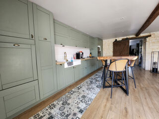  Maison  vendre 7 pices 180 m