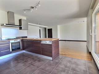  Appartement  vendre 4 pices 105 m