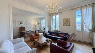  Appartement à vendre 7 pièces 178 m²
