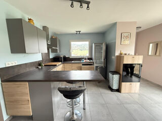  Maison à louer 4 pièces 83 m²