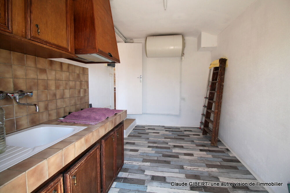 Vente Maison Maison de plain-pied d'environ 65 m2 sur une parcelle de 1275 m2 arborée à l'entrée de Bouzigues Bouzigues