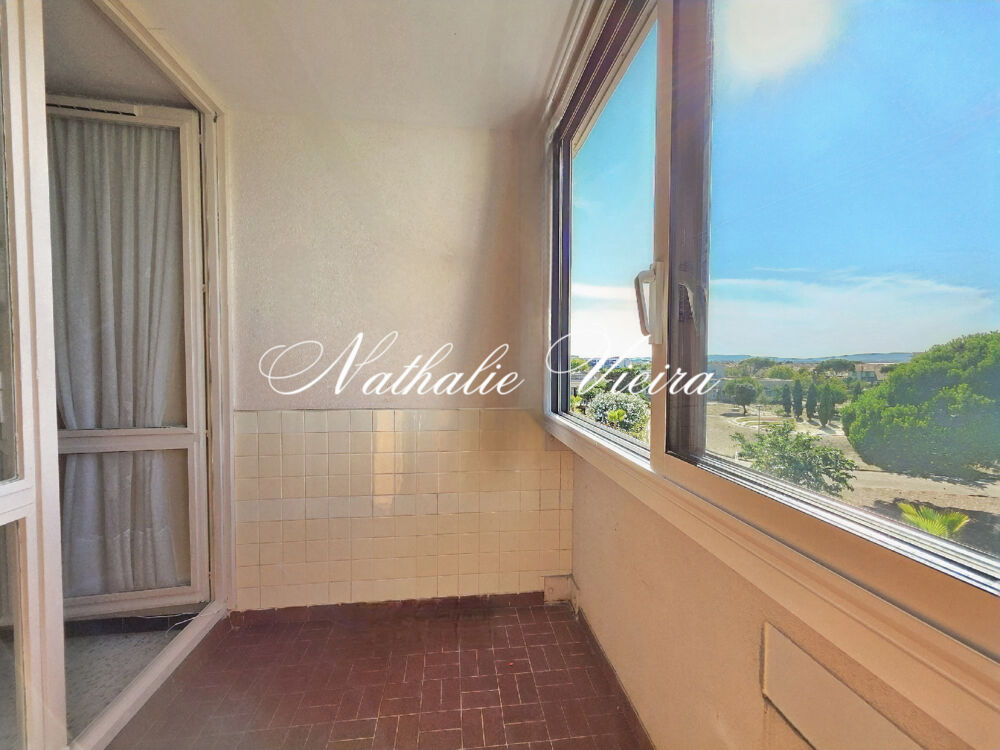 STUDIO AVEC LOGGIA A DEUX PAS DE LA PLAGE