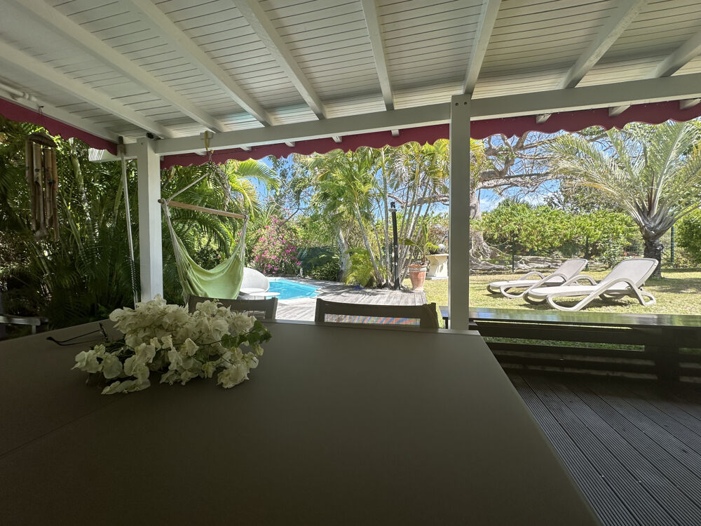 Vente Maison Villa résidence Karukera de 76m2 environ sur un terrain de 380m2 avec piscine. St francois